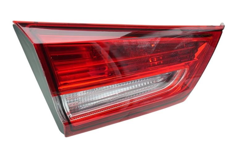 Foco Trasero Izquierdo de Maleta Changan Alsvin OEM