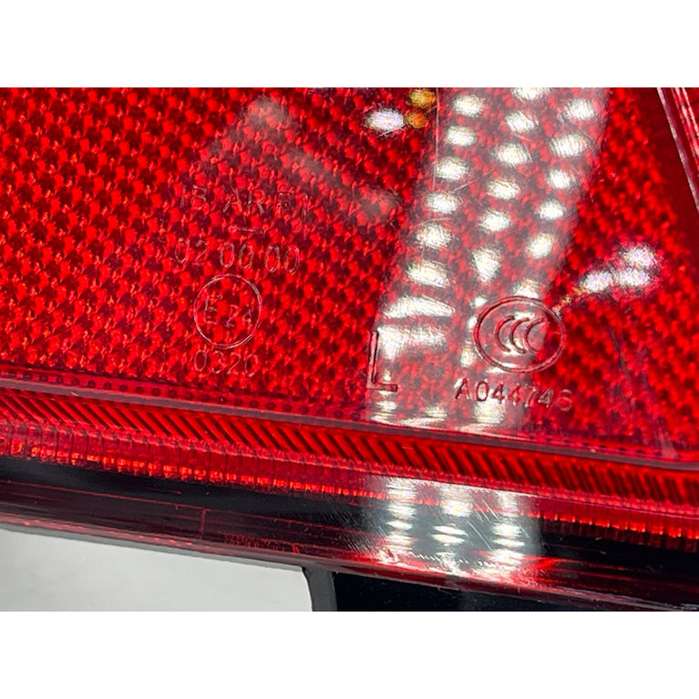 Neblinero Trasero Jac T8 Original (izquierdo)
